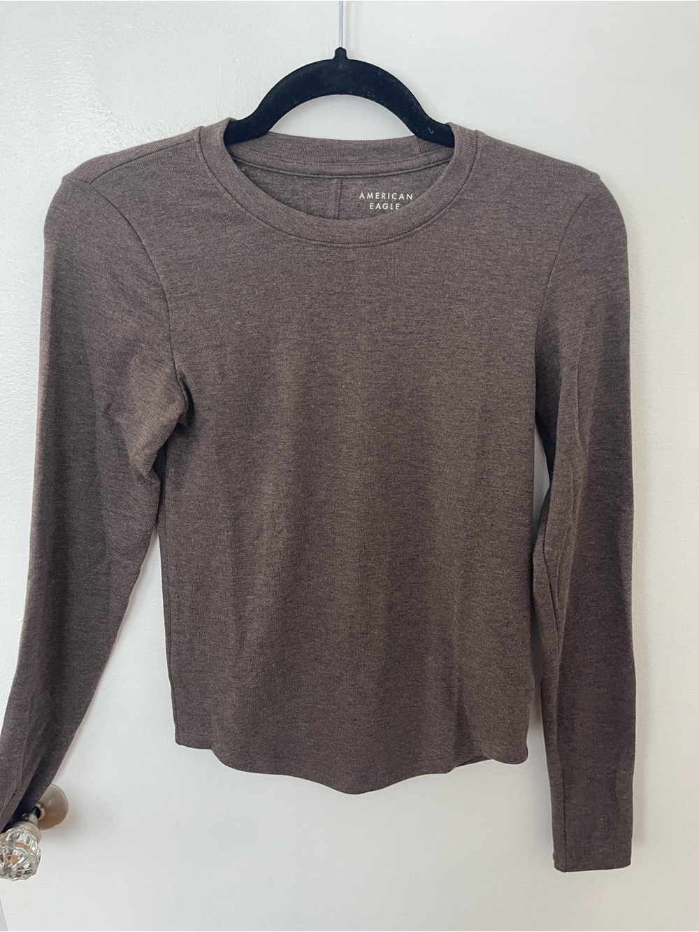 Brand new American Eagle Outfitters Women's Long Sleeve Crewneck Top - Brown